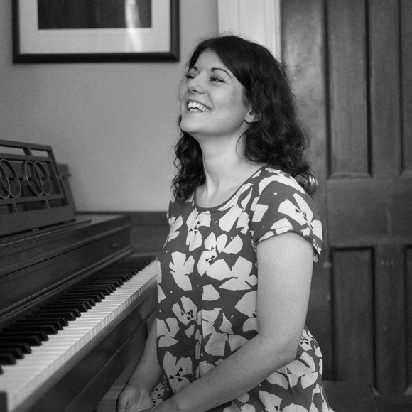 Meet your Posher, Paula - Picture 1 of 1